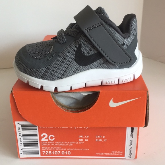boys nike trainers size 5